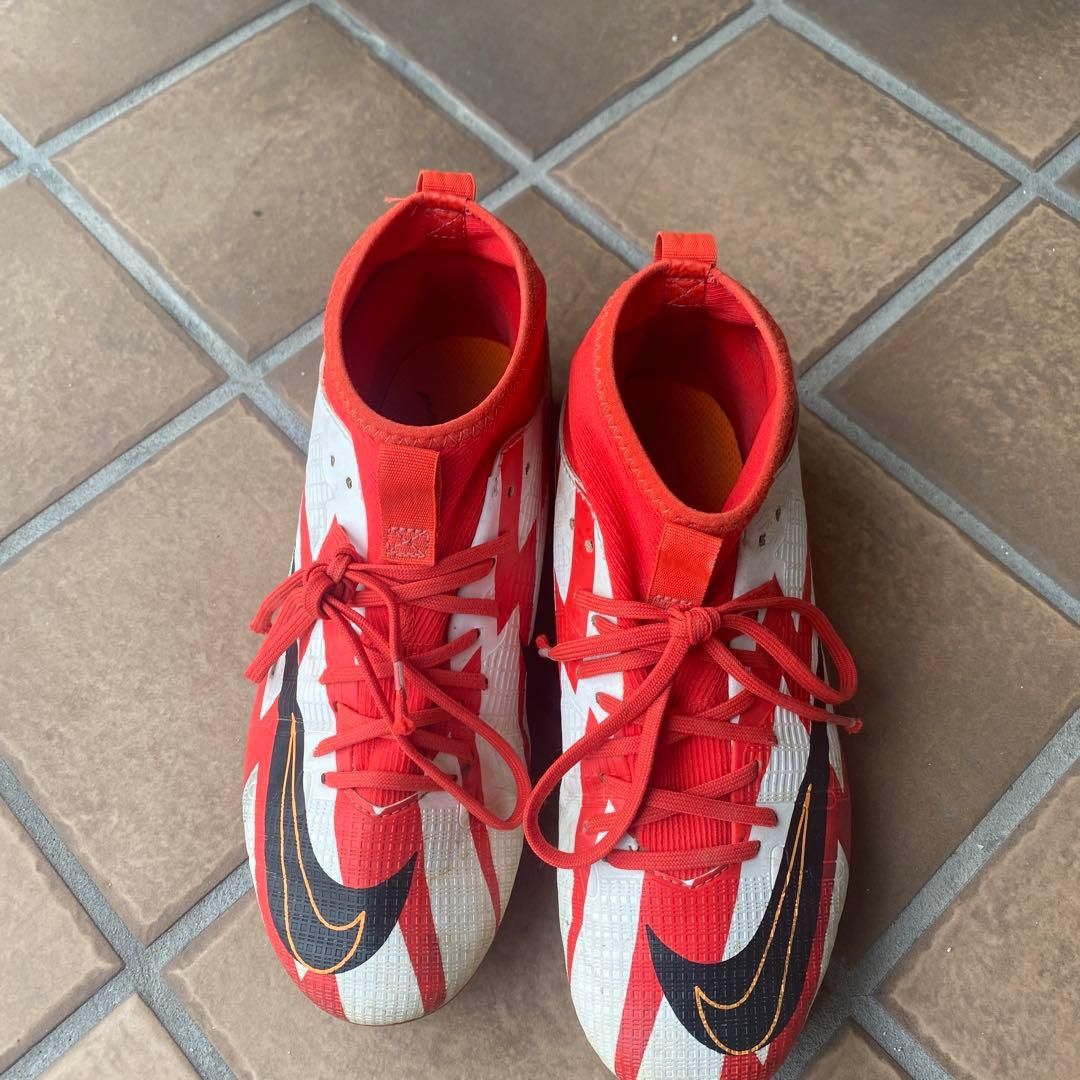 Cr7 ハイカット マーキュリアル スーパー フライ 8 NIKEマーキュリアル