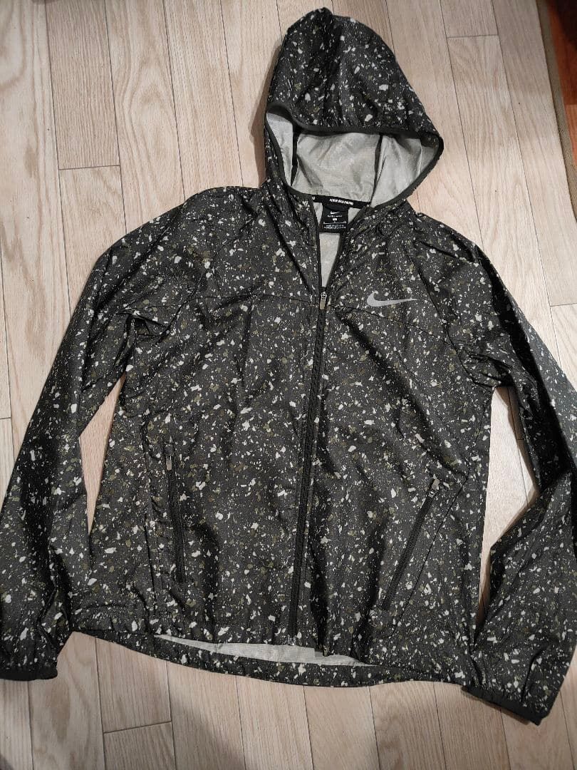 NIKESHIELDRUNNING ナイキシールドランニング トレーニングウェア