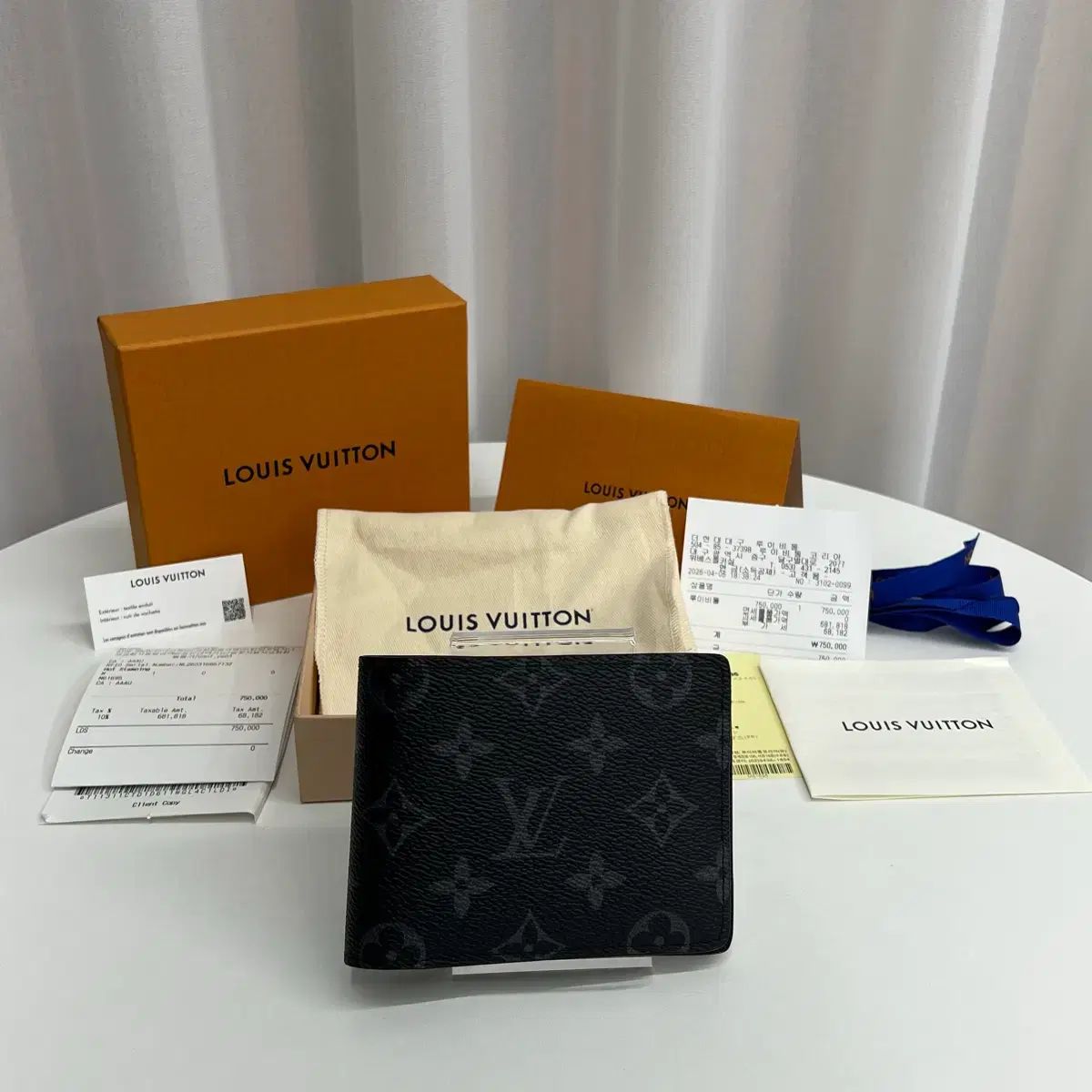 (百貨店購入/ほぼ新品) Louis Vuitton ルイヴィトン エクリプス マルチ マルチ ウォレット 二つ折り財布