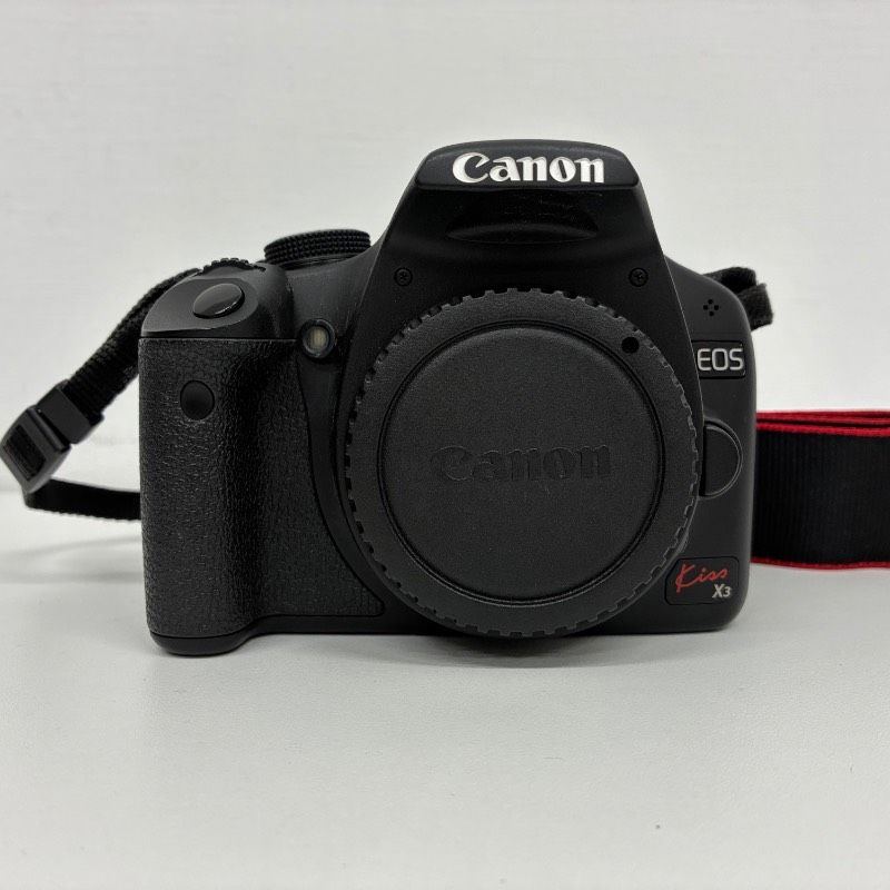 動作品】 Canon EOS kiss X3 Wズームレンズキット 付属品有り 509K