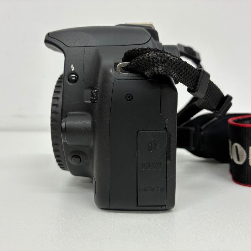 動作品】 Canon EOS kiss X3 Wズームレンズキット 付属品有り 509K