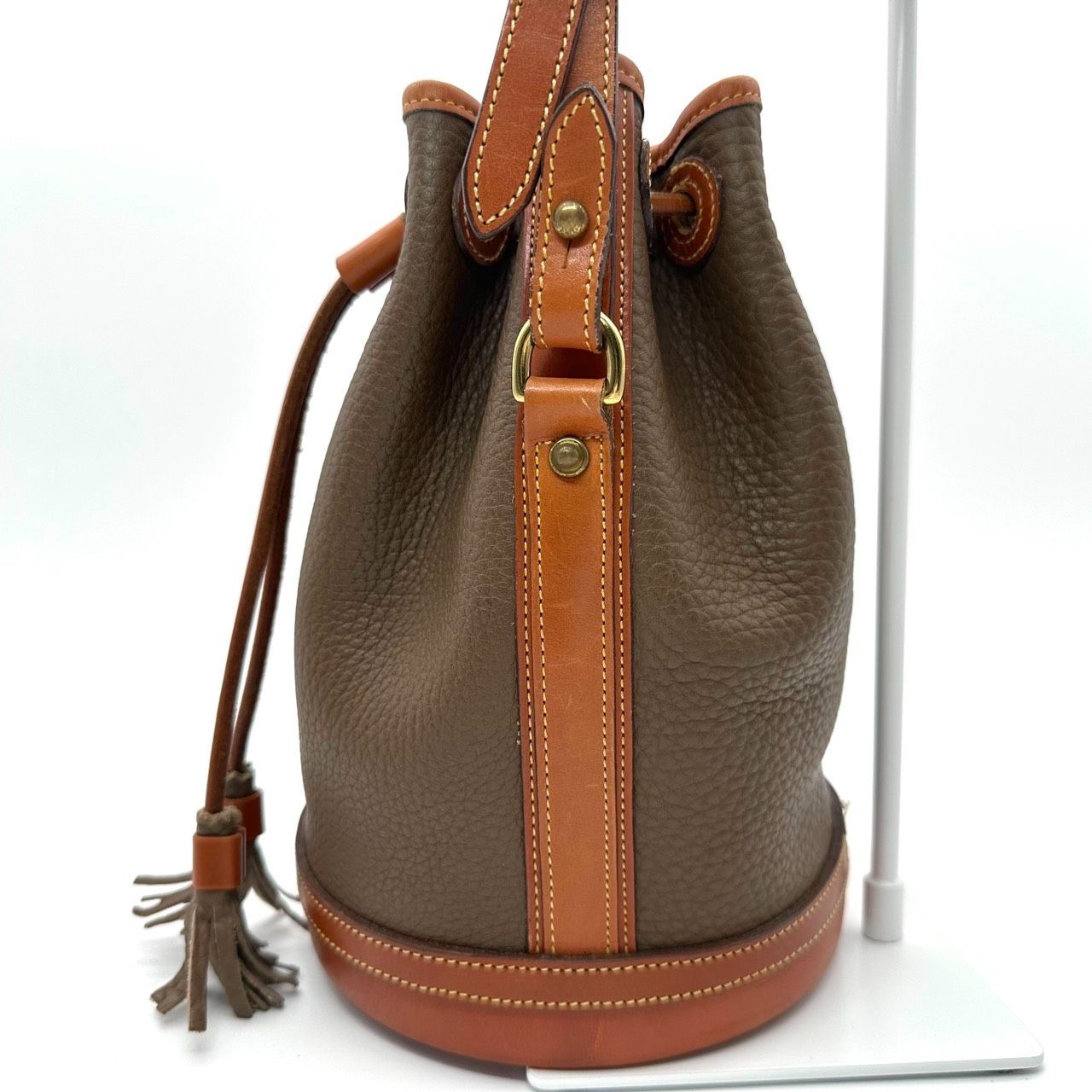 B5417】 DOONEY&BOURKE ドゥーニー＆バーク ショルダーバッグ レザー 