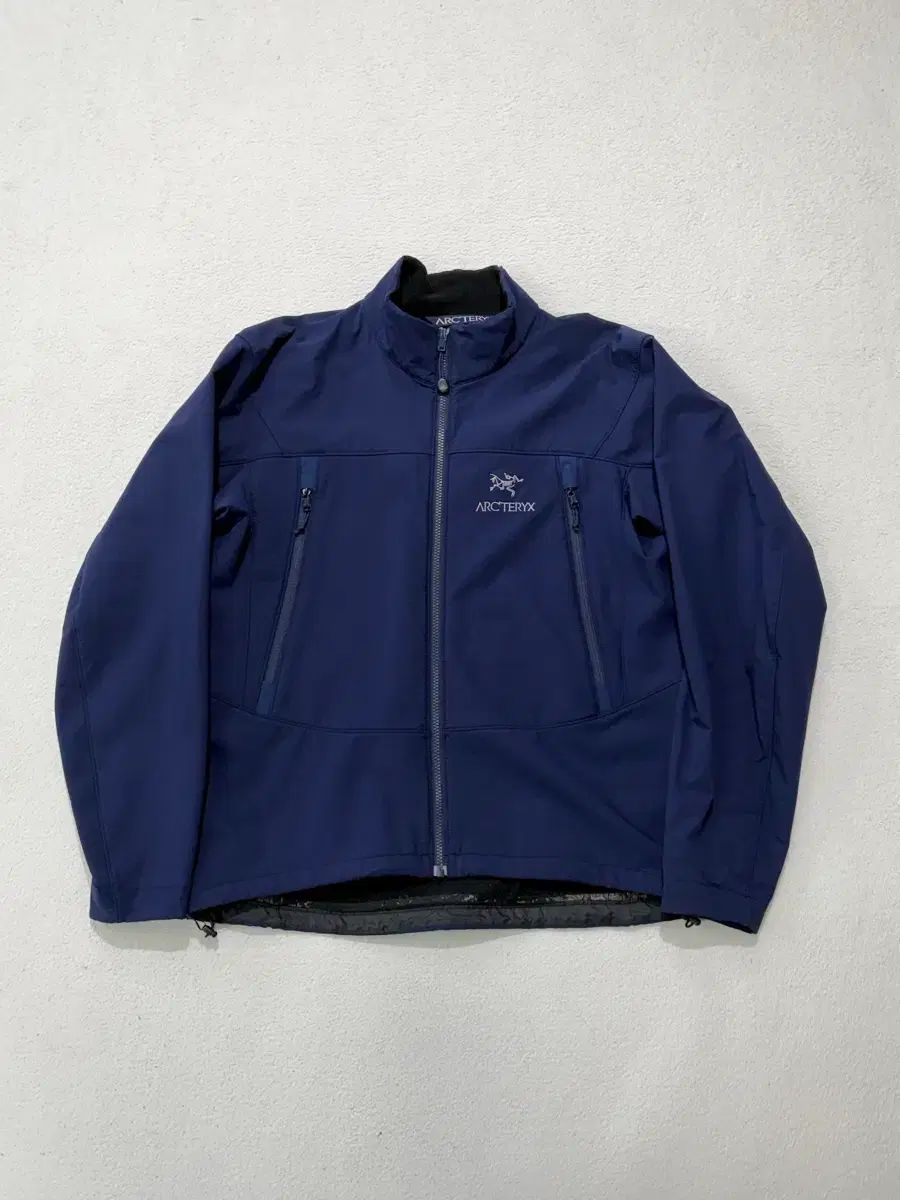 ARC'TERYX アークテリクス GAMMA(ガンマ) LT ウィンドブレーカー ネイビー L