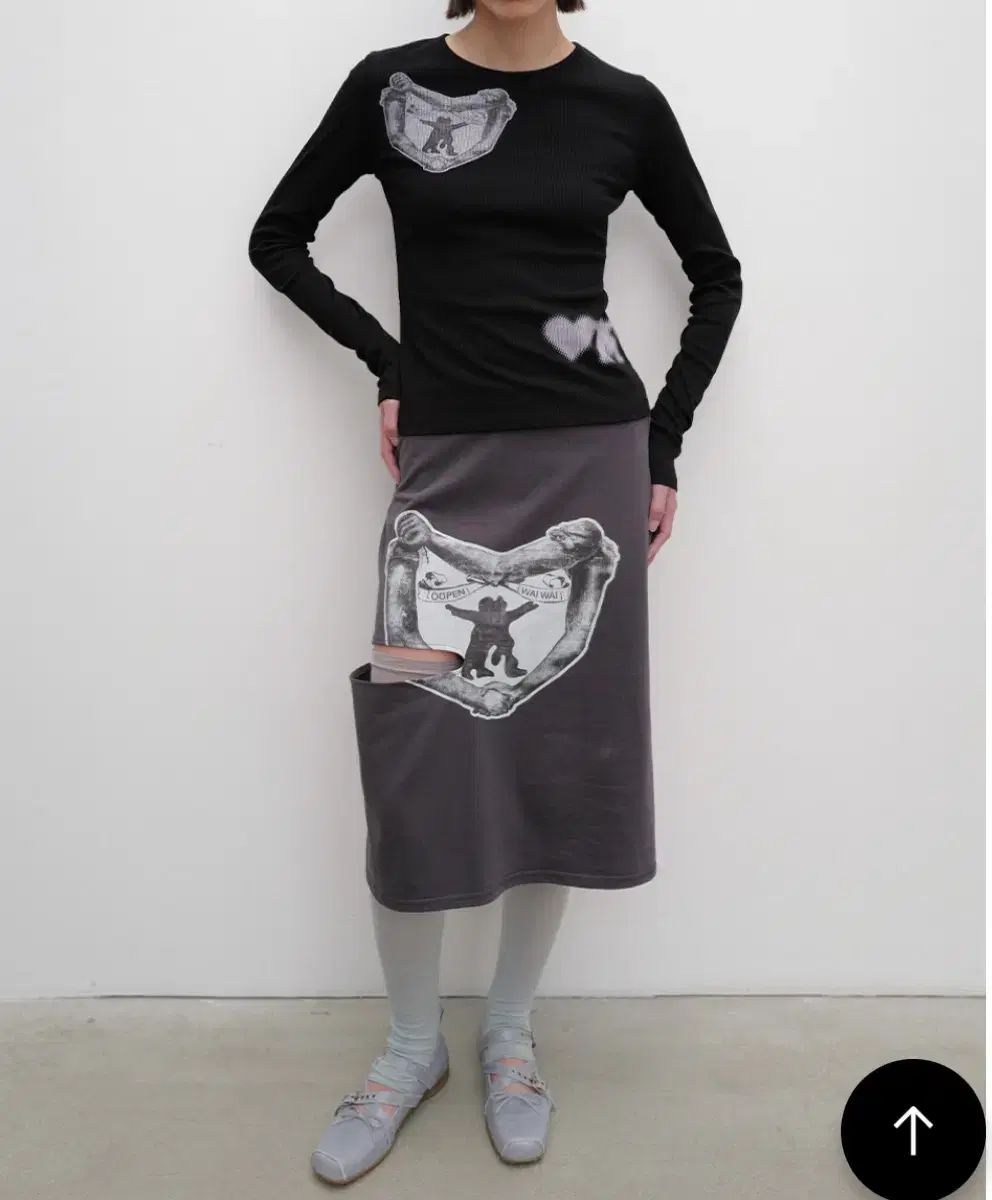 オープンワイワイ YY Hug & Heart Cutout Midi Skirt