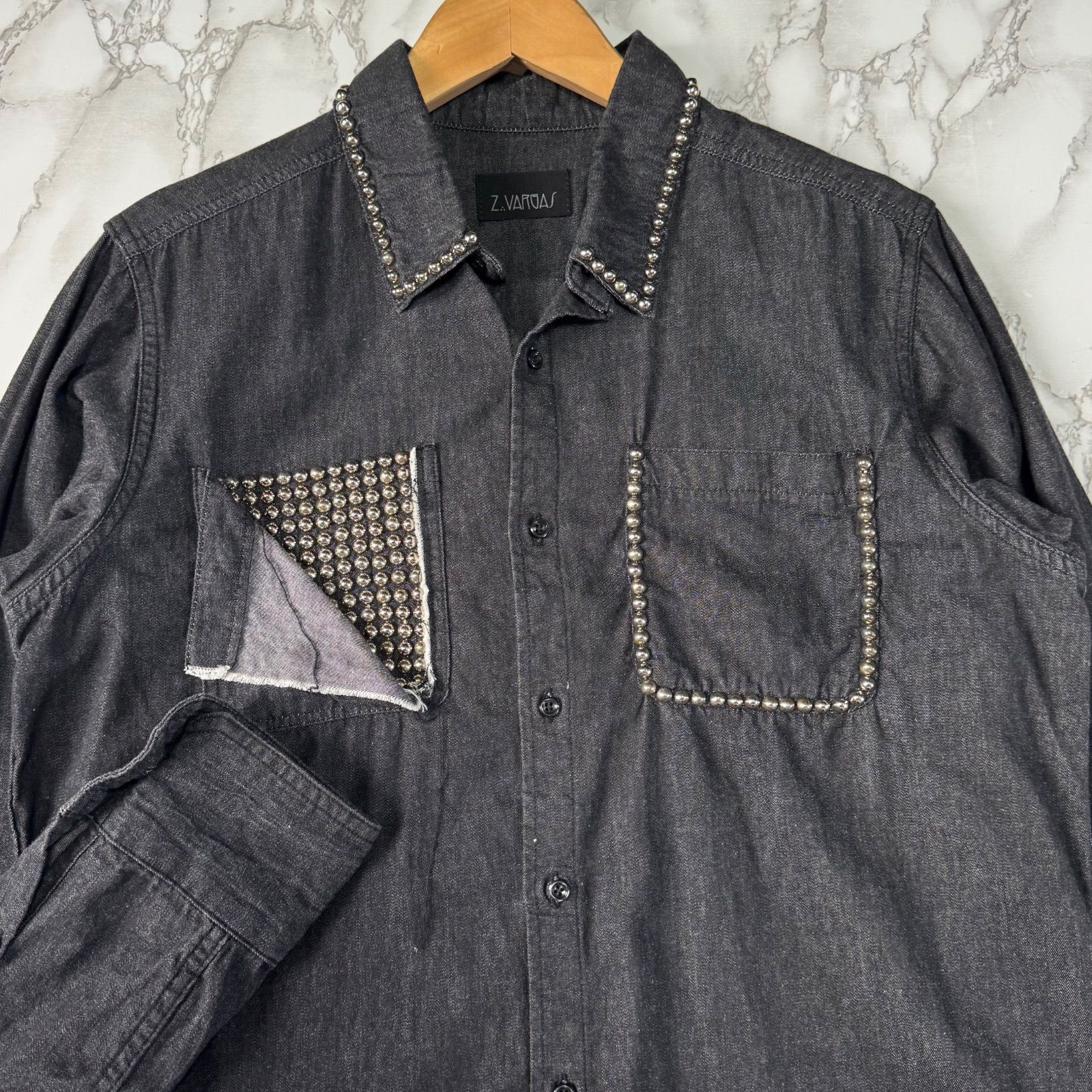 トレンド【Z.VARGAS ザックバルガス 【商品名】archive/grunge studs denim shirt/スタッズ デニムシャツ/シャツ 長袖シャツ