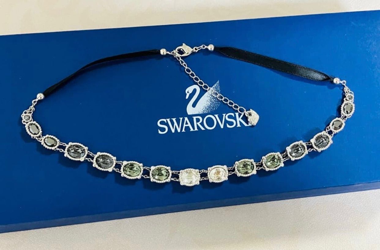 スワロフスキー Swarovski Rosette チョーカーネックレス