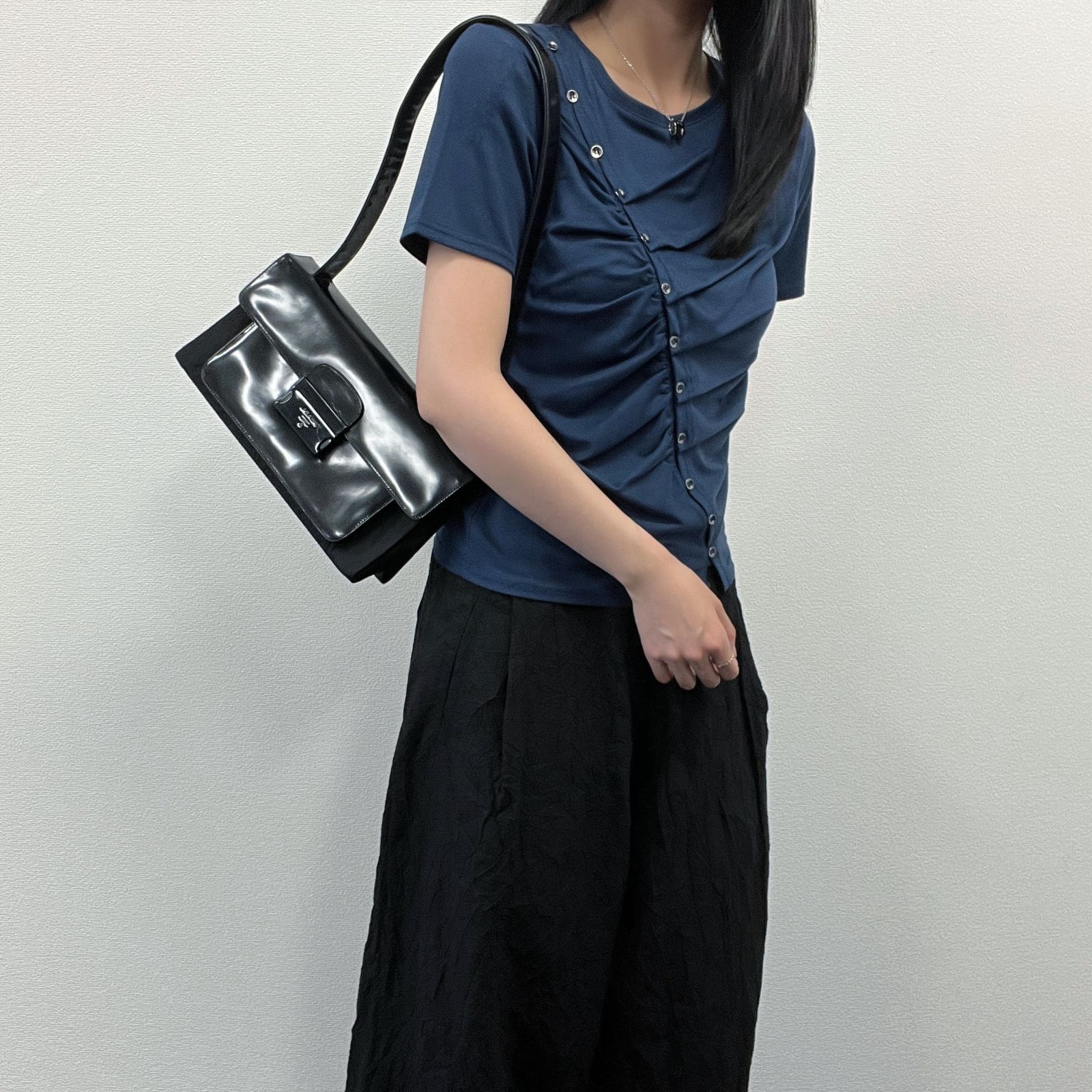 【中古】PRADA プラダ ショルダーバッグ ブラック パテント ヴィンテージ レディース【中古美品】HIBUOCHI VINTAGE hboc260508a01