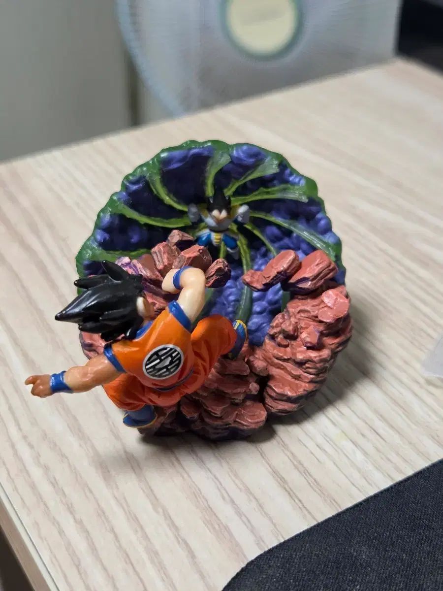 ドラゴンボール カプセル 悟空 ベジータ