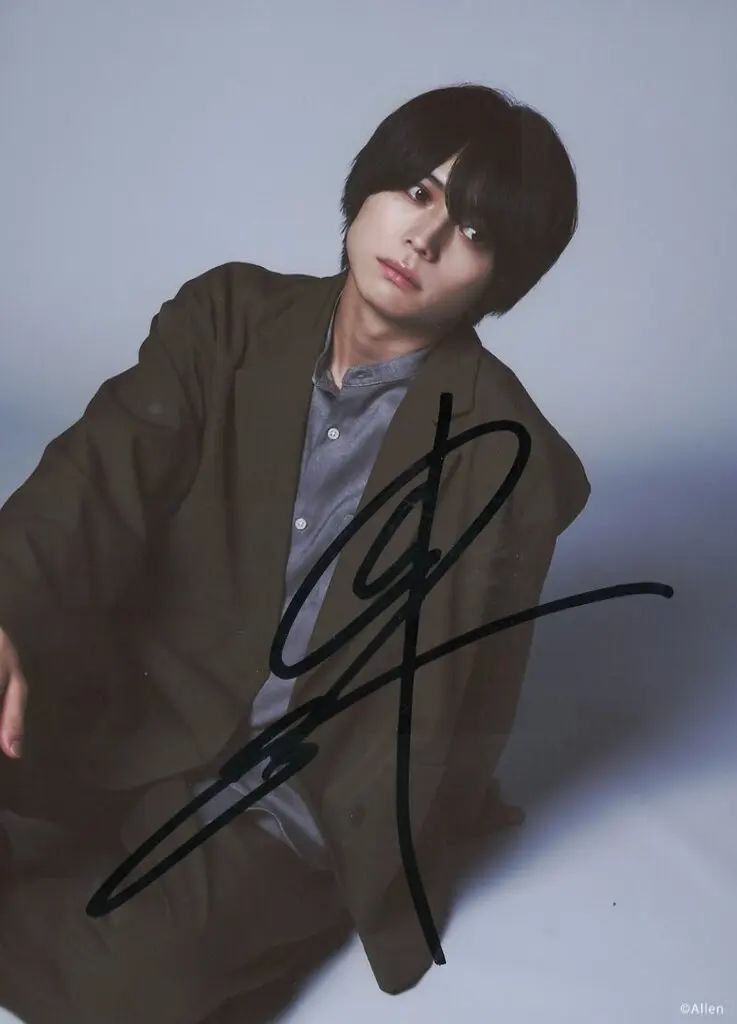 [Used] Raw Photo (Male) ☆ Ryohei Takenaka/Autographed, 2L Size/Theater Company Allen Theatre 10th Commemorative Book Performance Stage “We Are Still Undecided” Osaka Repeater Bonus Bromide