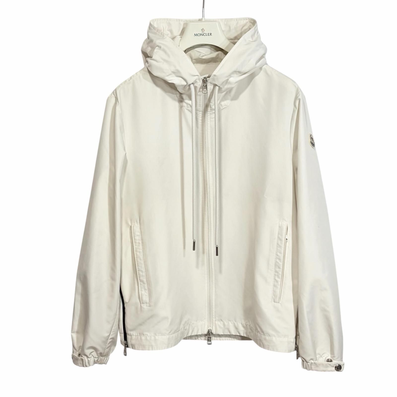 MONCLER/S (0) /ホワイト /ナイロンパーカー / ATRIA /型番