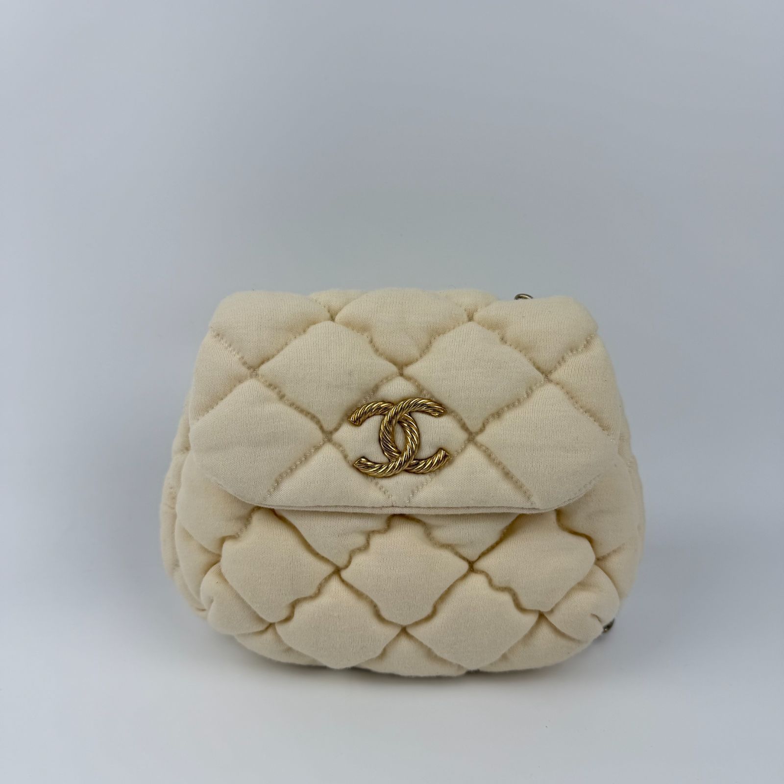 中古】CHANEL シャネル ココマーク バブルキルト チェーンショルダー 