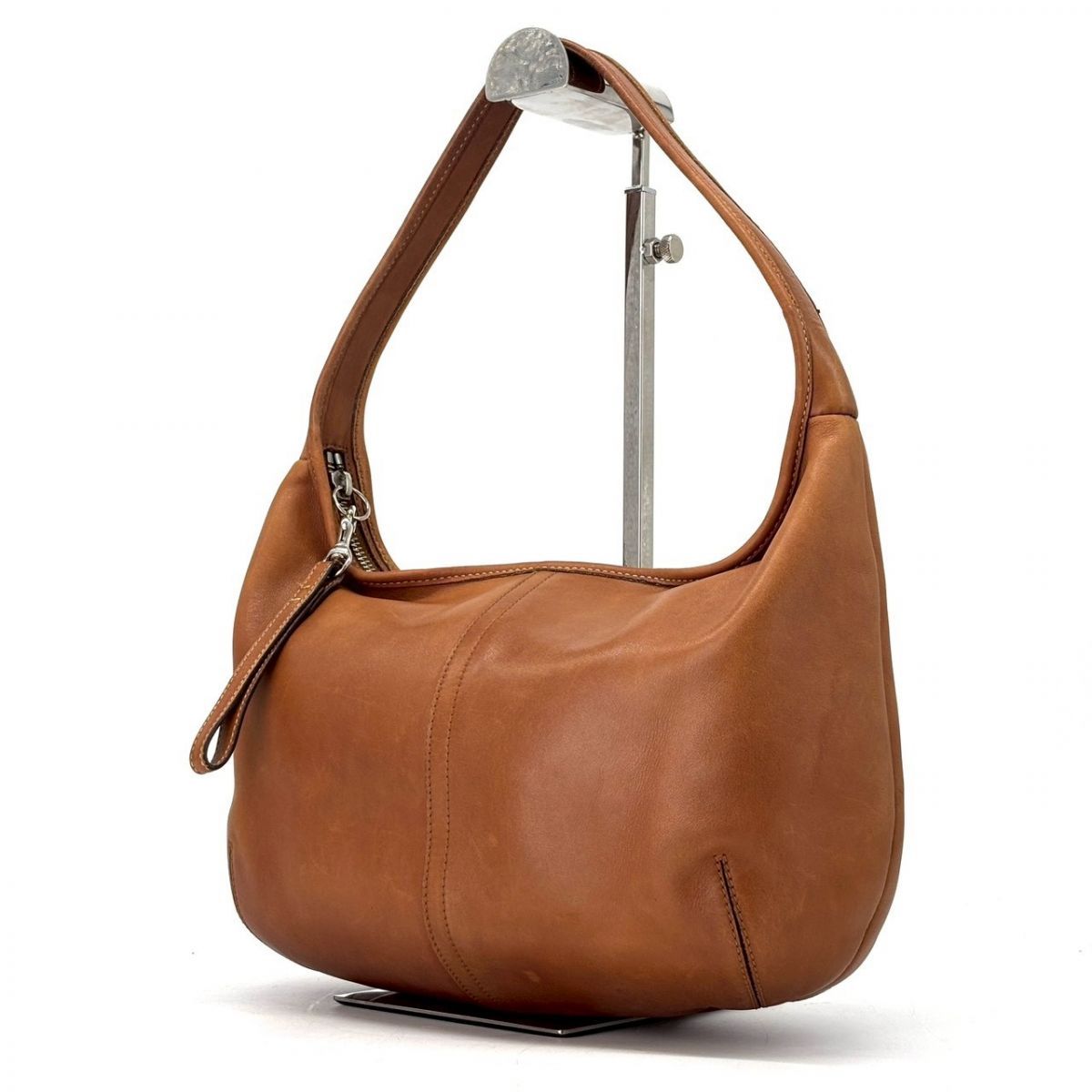 Vintage COACH Half Moon Shoulder Bag Brown Glovetanned Leather 