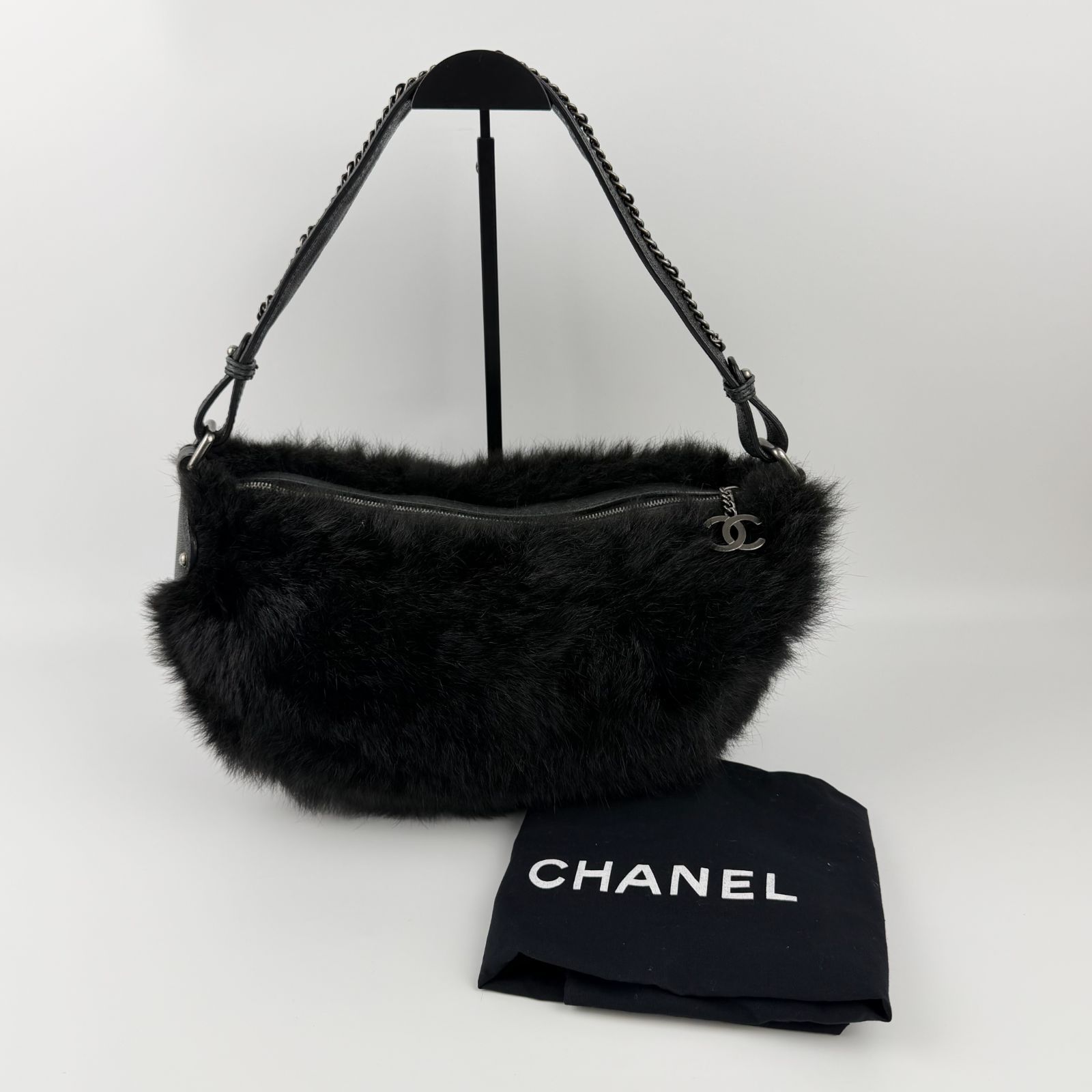 中古】CHANEL シャネル ココマーク ショルダーバッグ 肩掛け ブラック 