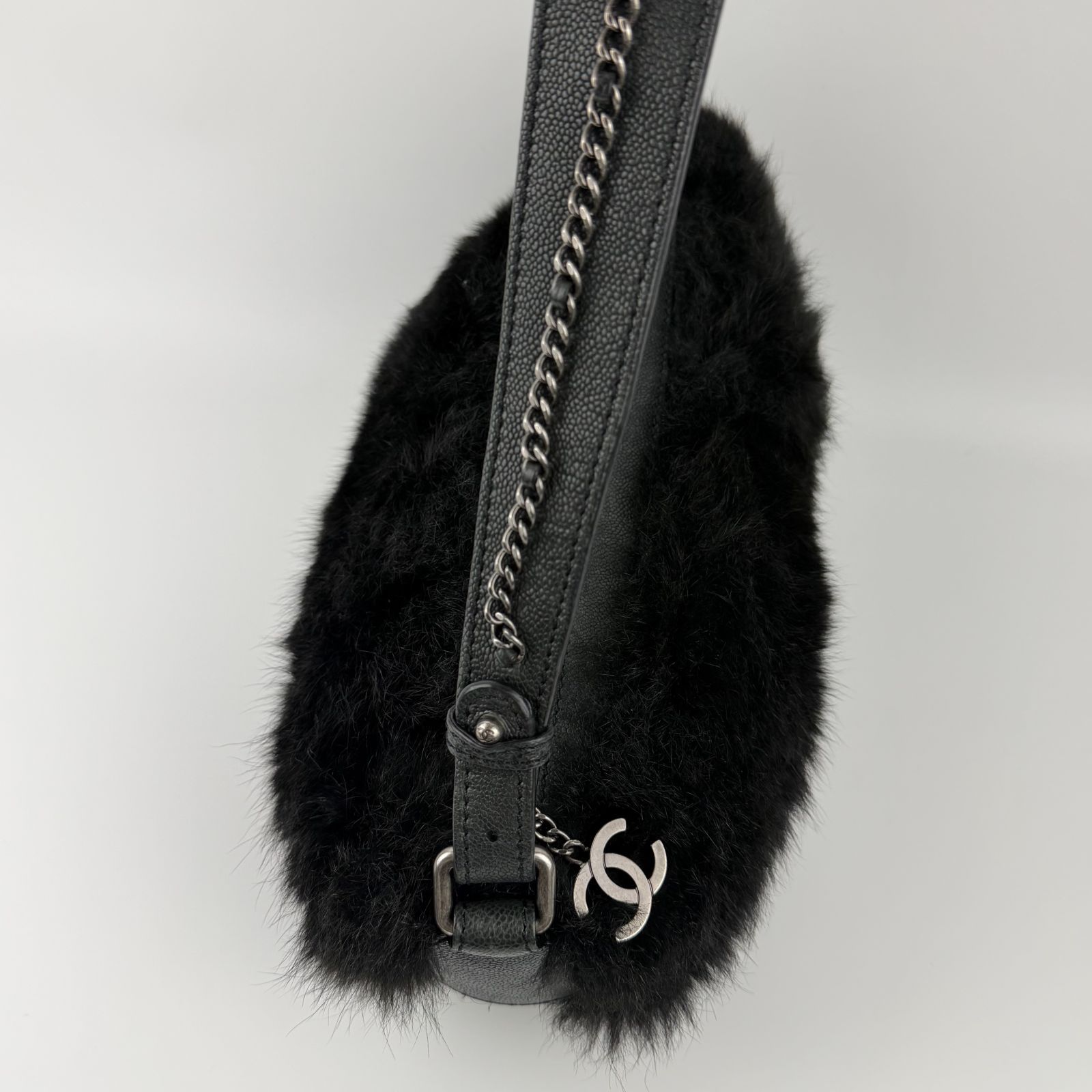 中古】CHANEL シャネル ココマーク ショルダーバッグ 肩掛け ブラック 