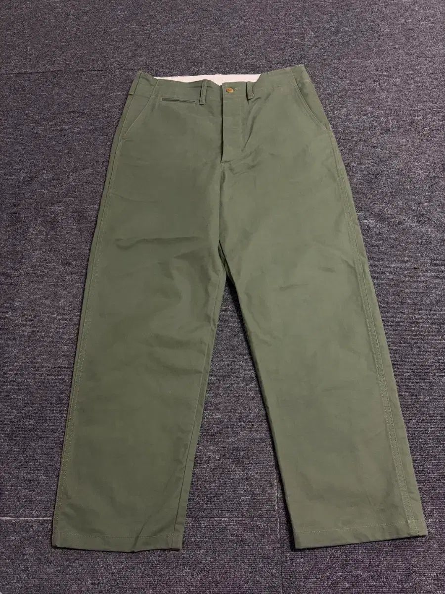 BRONSON USMC チノ パンツ