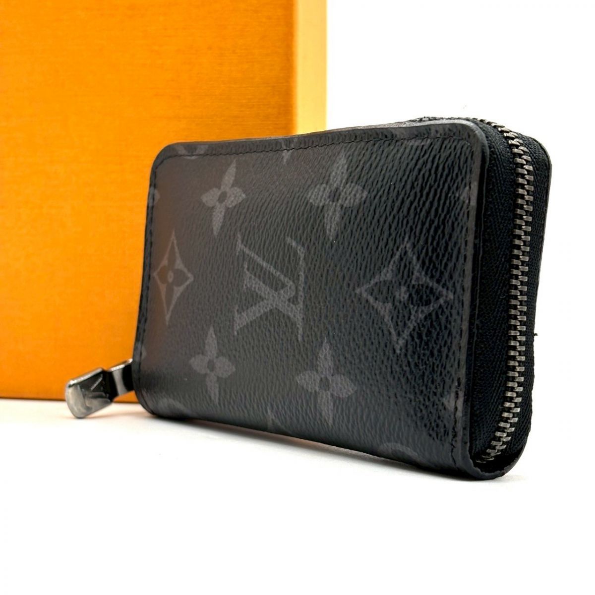 静寂を纏う黒】 LOUIS VUITTON コインケース モノグラムエクリプス