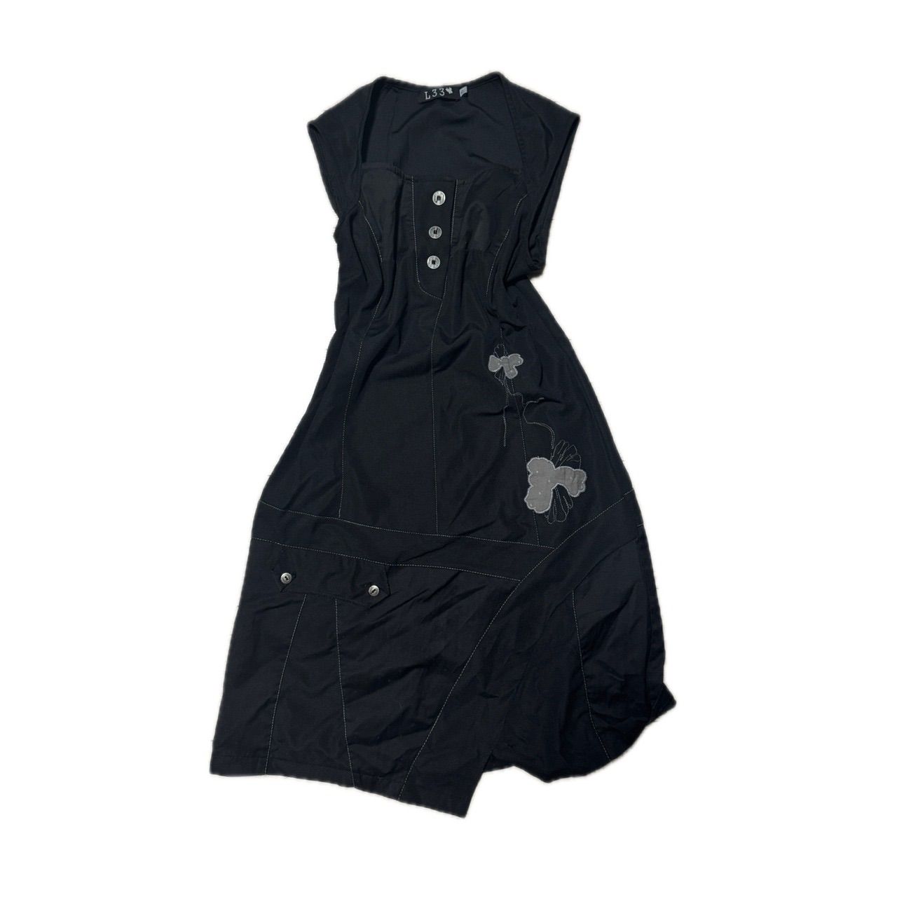 Black Cap Sleeve Utility Dress with Floral Embroidery ブラック キャップスリーブ ユーティリティドレス 花柄刺繍