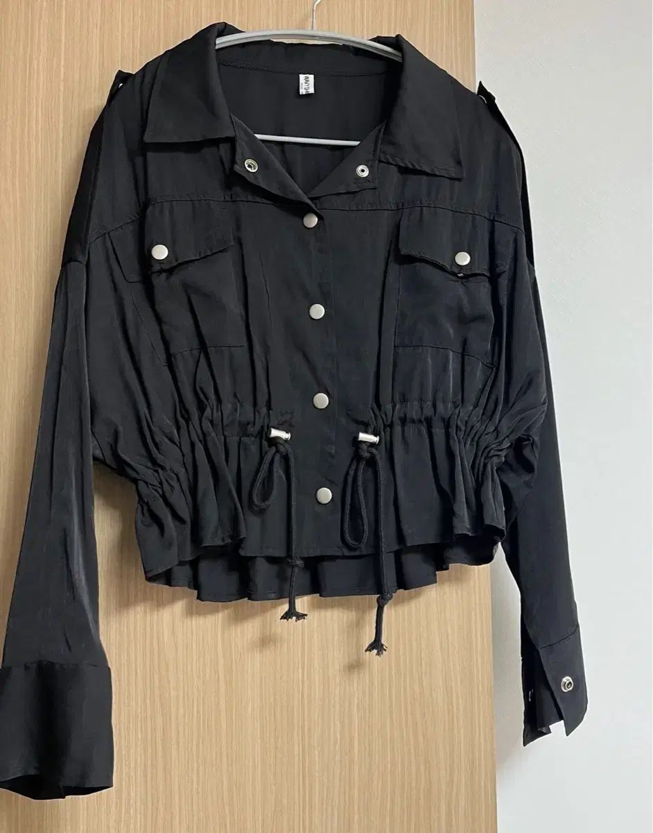 ウェイビーショールーム サテン シャーリング ジャケット 新品