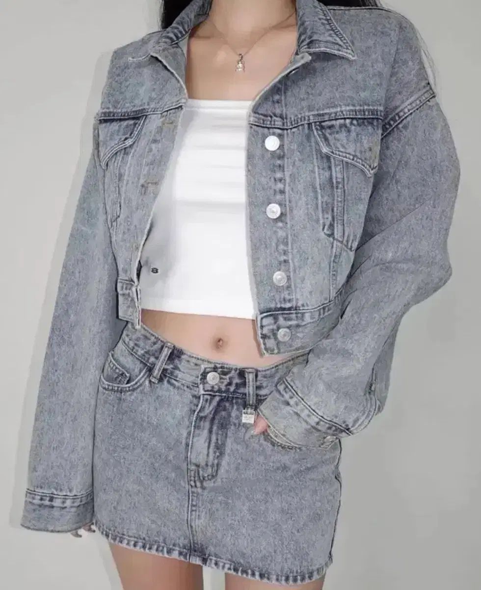 PALE JADE(ペイルジェイド) クロップド グレー デニム ジャケット 4,705円