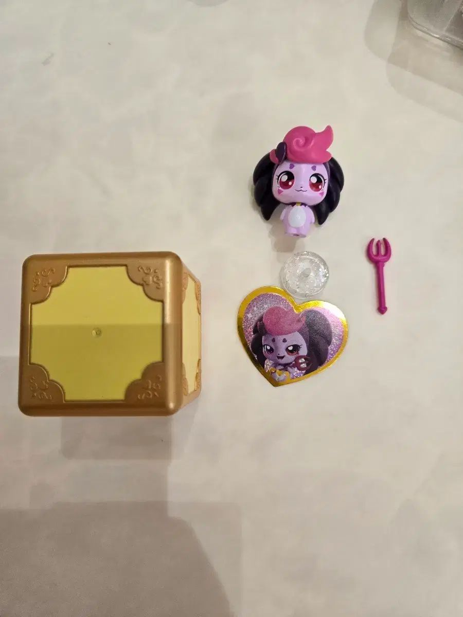 ティニーピング アンデピング フィギュア 出品
