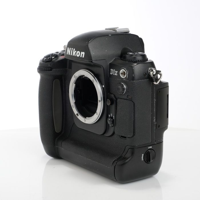 【中古】(ニコン) Nikon D1X s-l400.jpg