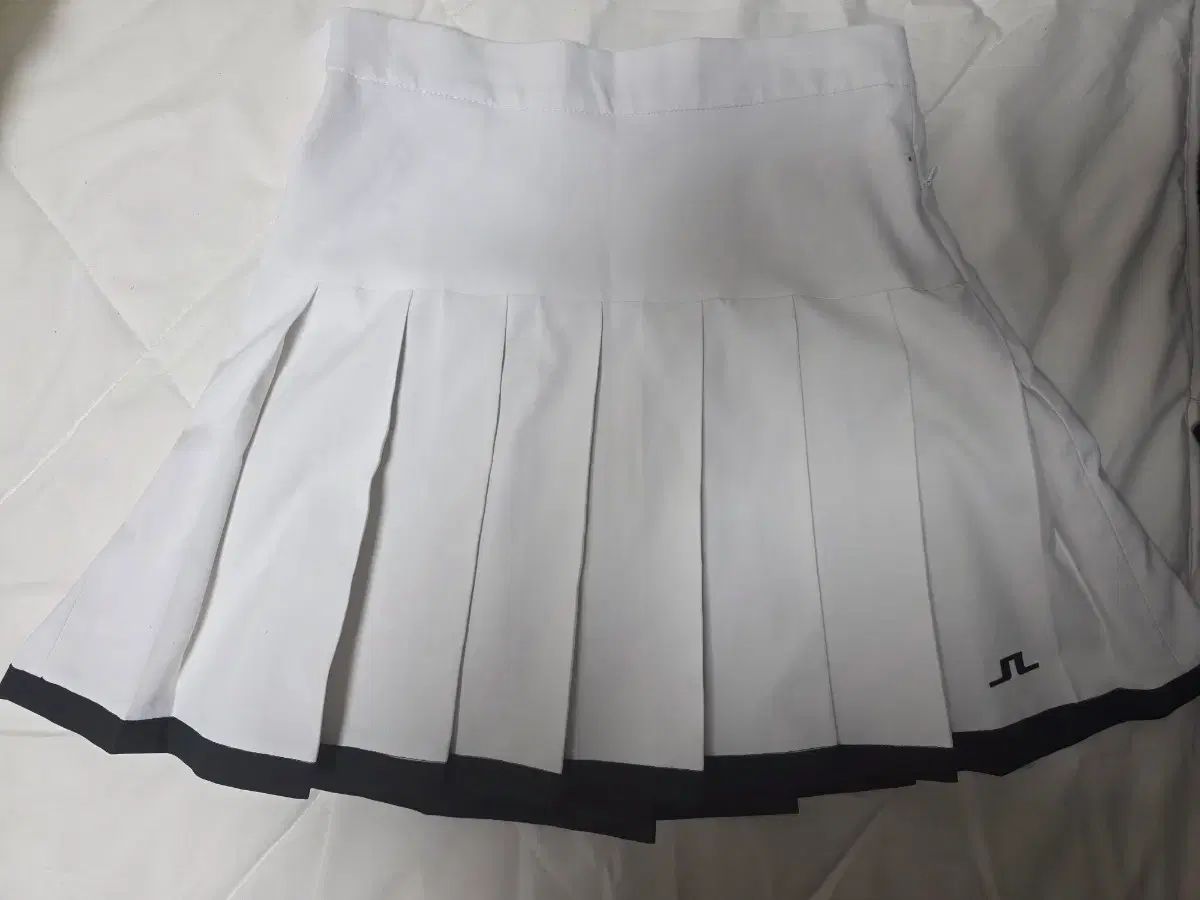 J.リンドバーグ 白 テニススカート