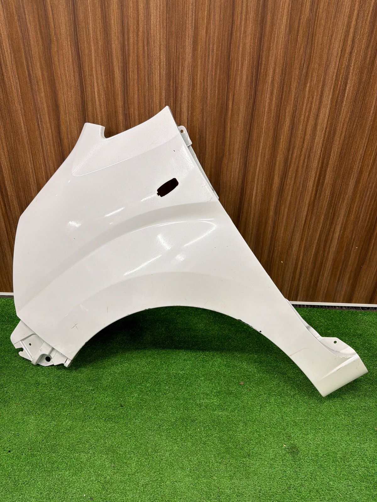 ダイハツ　ムーヴ　L150S L160S　純正　左側　フロントフェンダー　53812-B2780　(1096) 6,240円