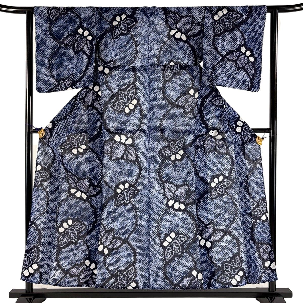 【美品】 浴衣 身丈155cm 裄丈61cm S 絞り浴衣 桐 幾何学 紺色 綿 名品 【中古】 15,696円