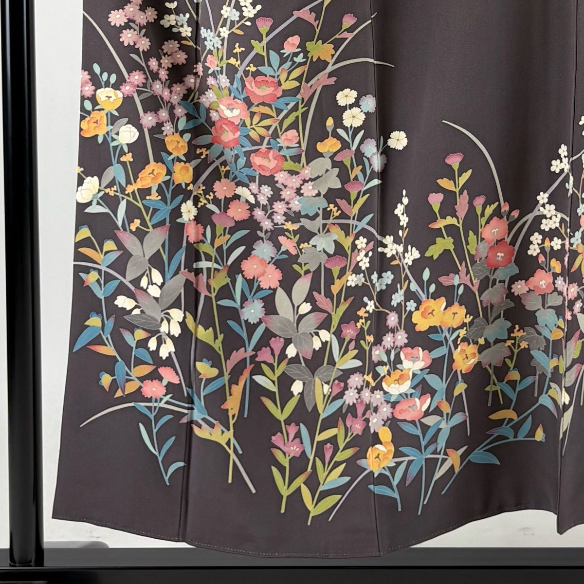 訪問着 身丈153cm 裄丈63.5cm S 袷 落款 草花 灰紫 正絹 秀品 【中古