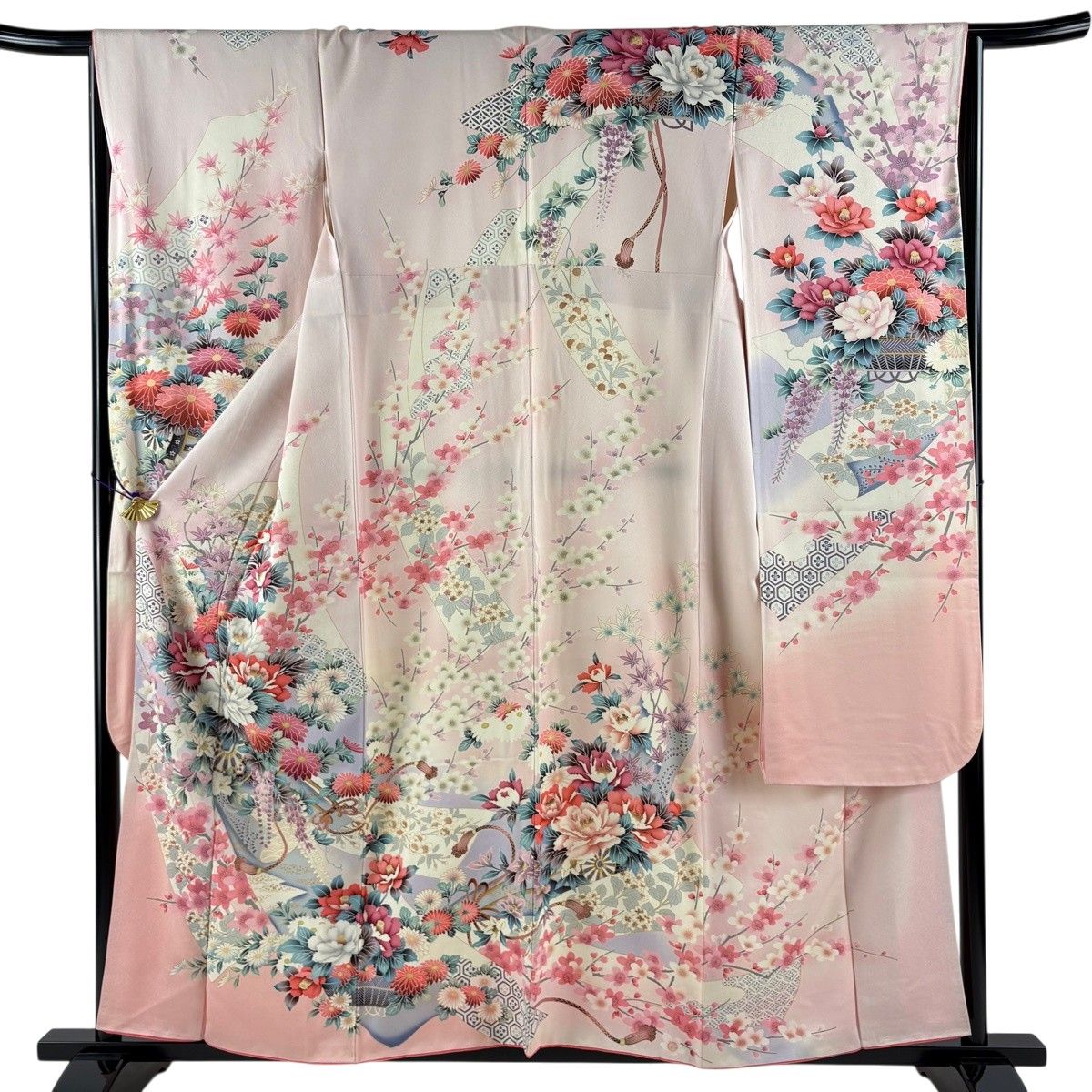 振袖 身丈157cm 裄丈65.5cm M 袷 花車 枝梅 金彩 薄ピンク 正絹 秀品 【中古】