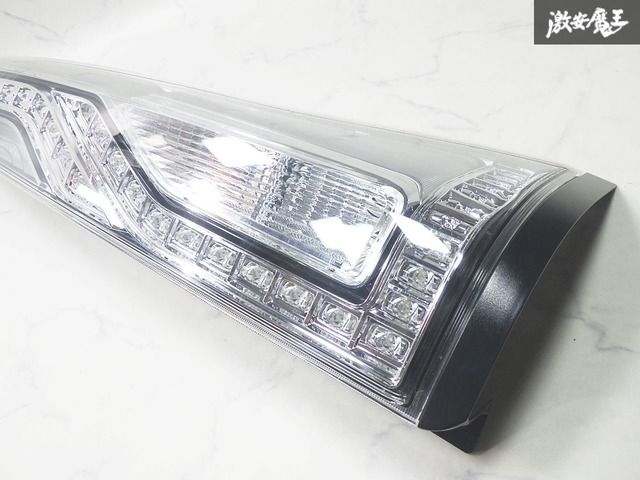 ☆点灯OK/割れ無し☆ 日産 純正 C26 HC26 FC26 HFC26 NC26 FNC26 ☆点灯OK/割れ無し☆ 日産 純正 C26 HC26 FC26 HFC26 NC26 FNC26