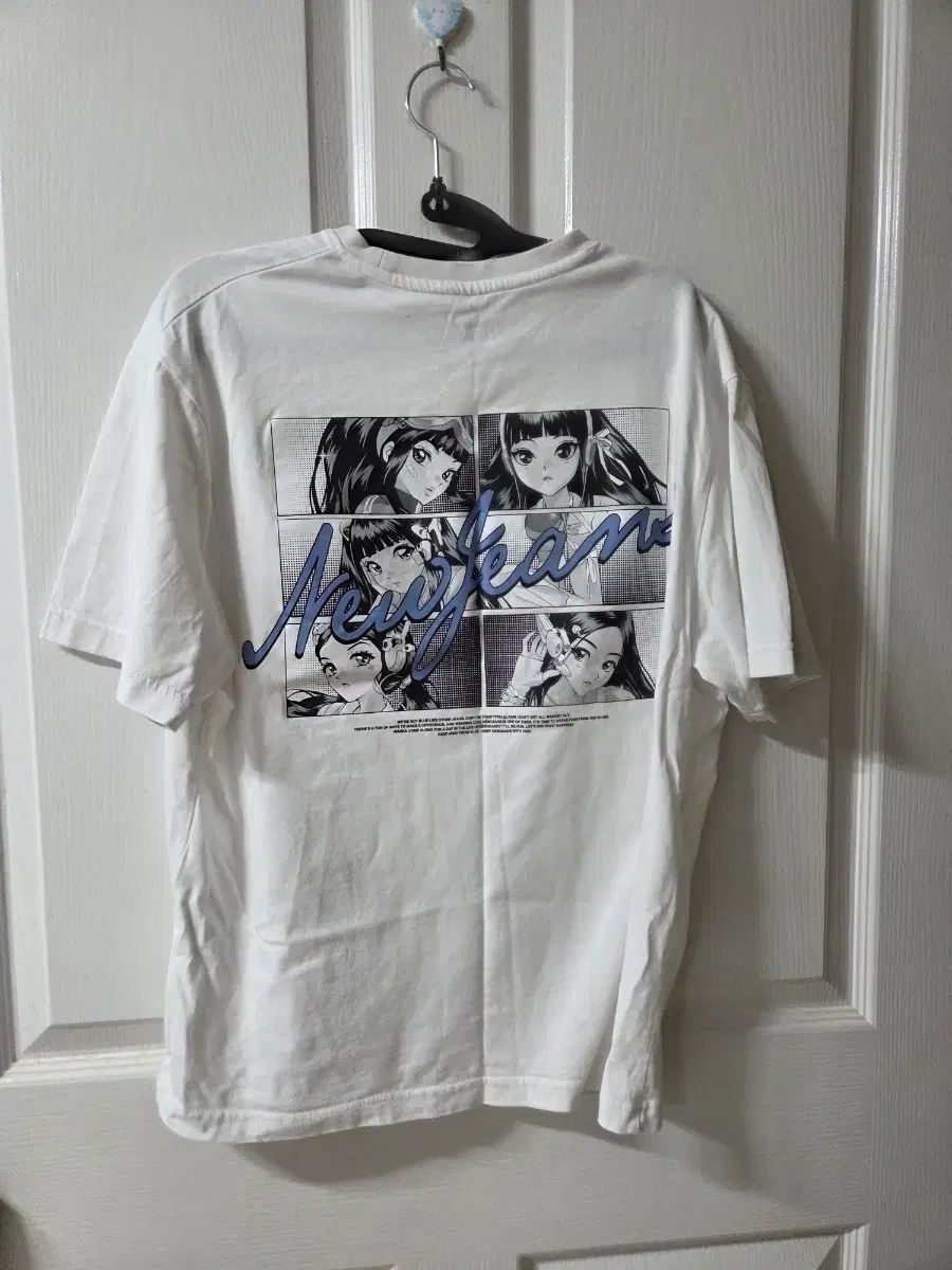 NewJeans（ニュージーンズ・ニュジ）半袖Tシャツ