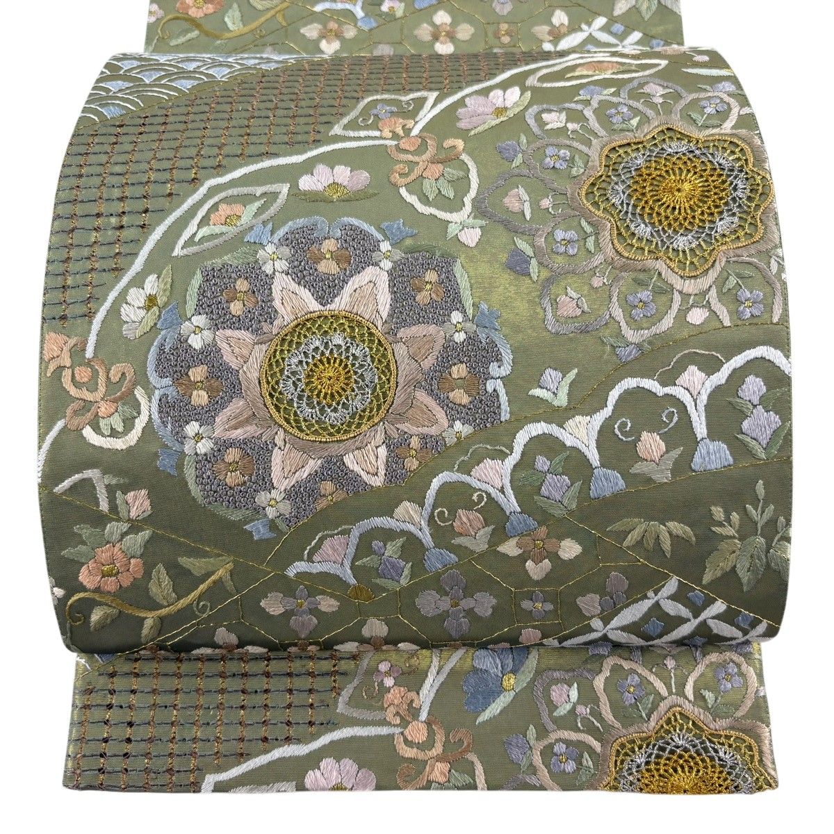 袋帯 逸品 華文 草花 刺繍 箔 抹茶色 六通 正絹 【中古】