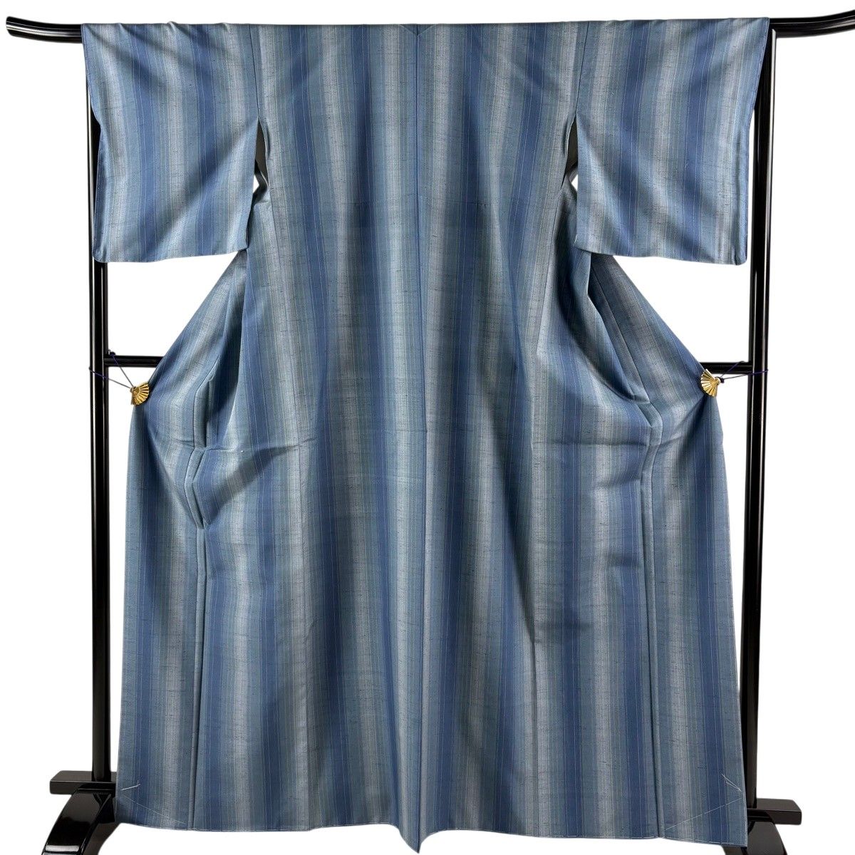 【美品】 紬 身丈166cm 裄丈66cm M 袷 落款 証紙 縦縞 青灰色 正絹 逸品 【中古】