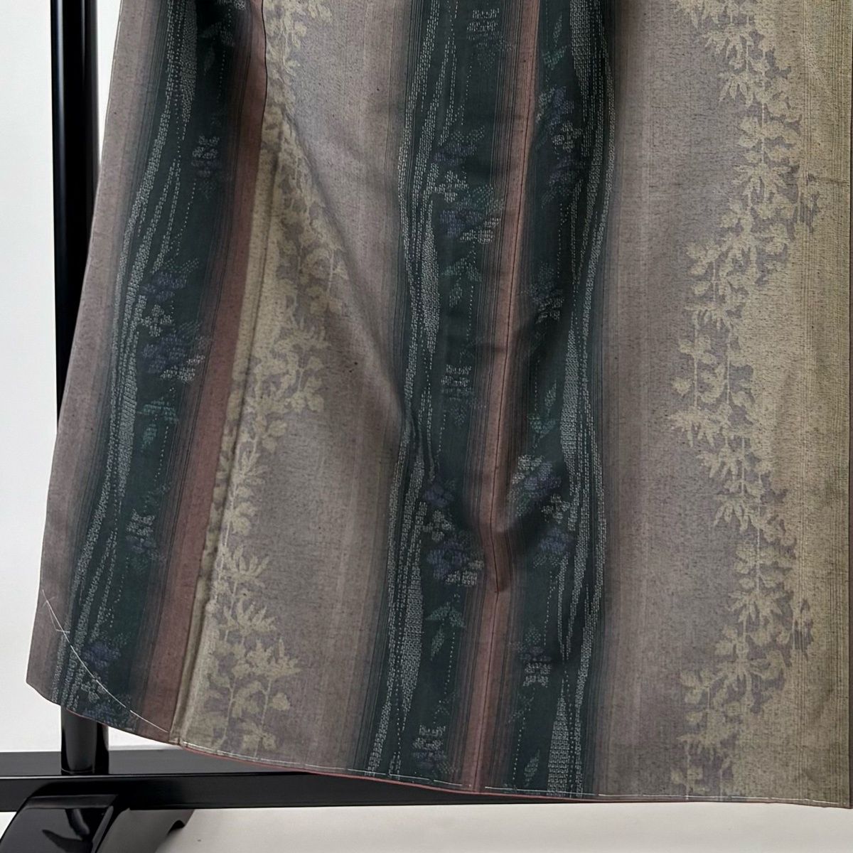 結城紬 身丈158.5cm 裄丈68cm 正絹 逸品 【中古】 結城紬 身丈158.5cm 裄丈63.5cm 正絹 逸品 【中古】の通販 by バイセル