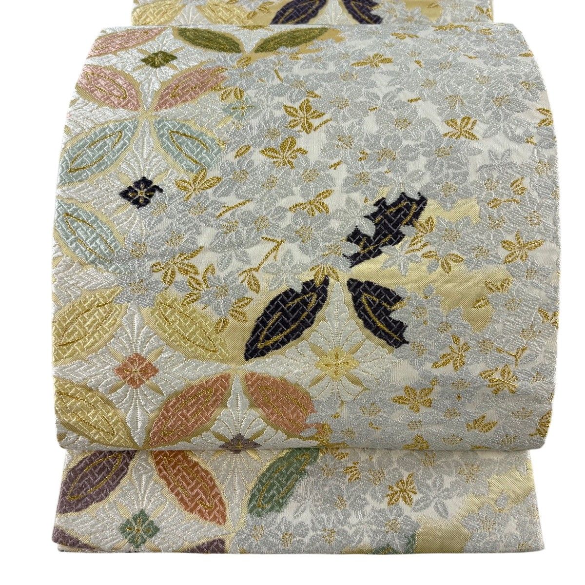 【美品】 袋帯 逸品 新小石丸 草木染 五葉つつじ七宝文 刺繍 金糸 灰白 六通 正絹 【中古】