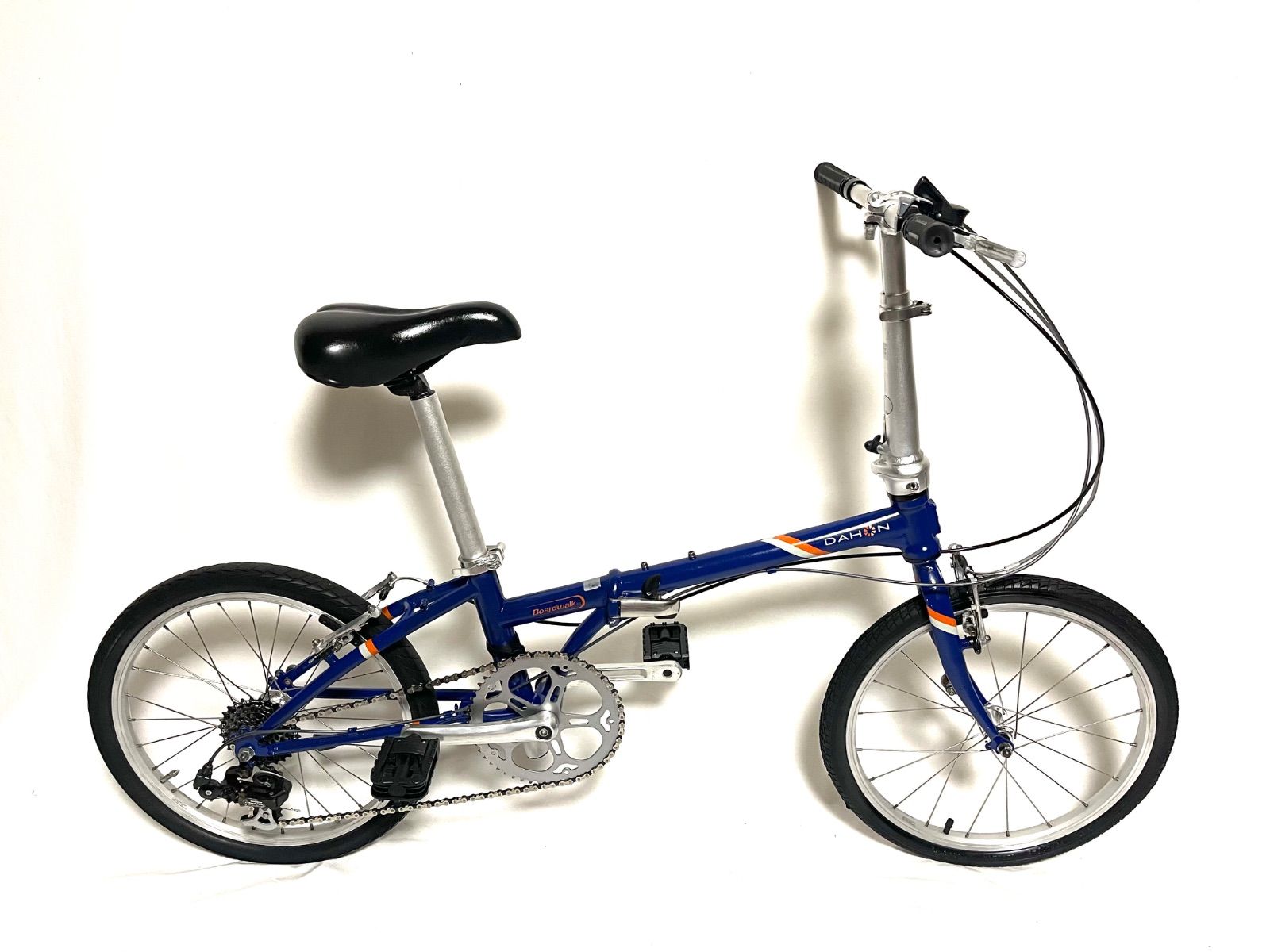 0353【即乘】送料無料 ダホン DAHON 折り畳み自転車 Boardwalk D7 SHIMANO 7速 ミニベロ 小径車 20インチ 23,572円