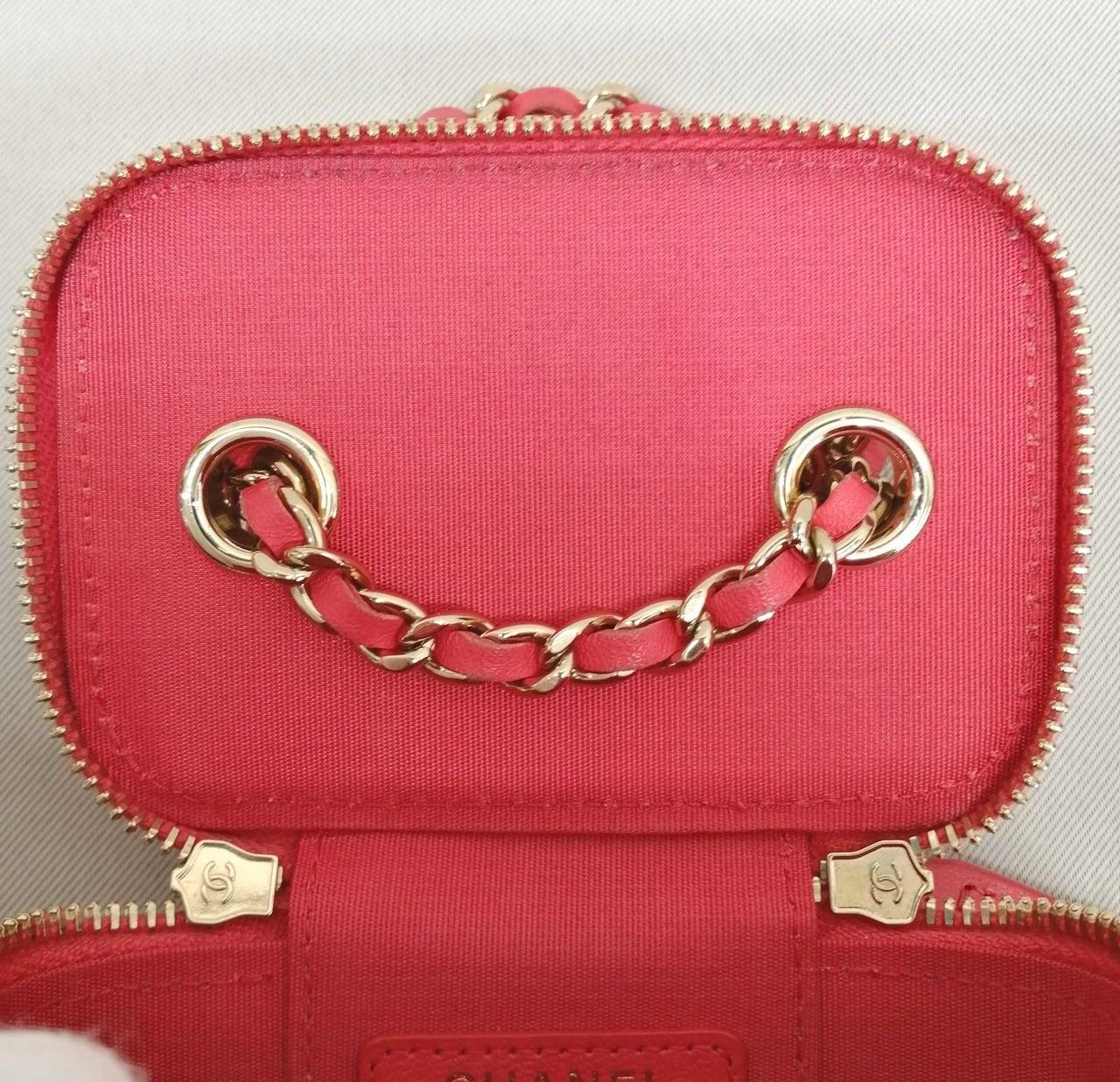 CHANEL ストライプ ミニバニティ チェーンショルダーバッグ レディース 
