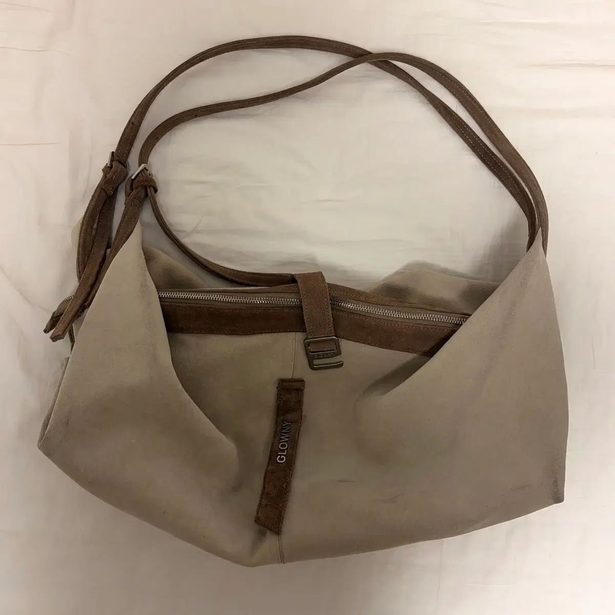 GLOWNY グロウニー スウェード HOBO BAG