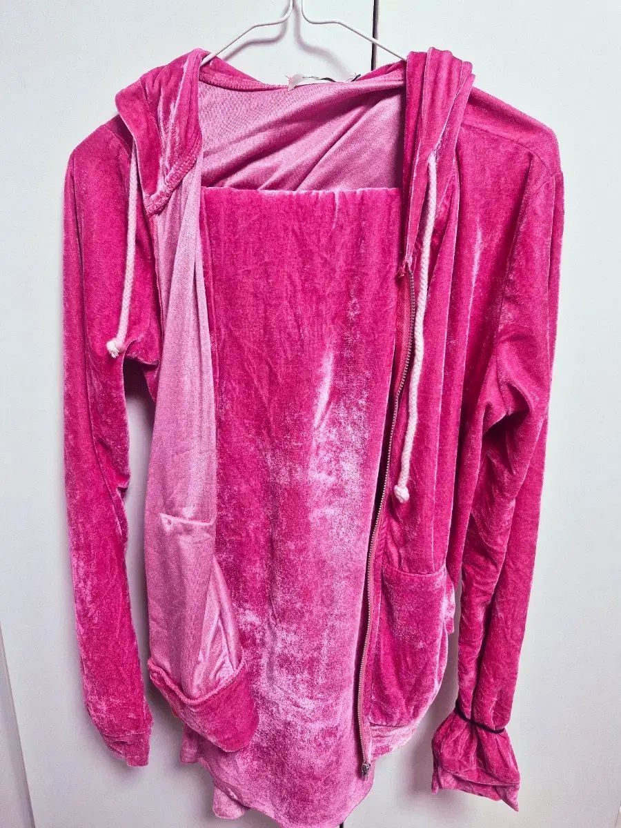 JUICY COUTURE ジューシークチュールst ホットピンク ツアーベルベット トレーナー セットアップ