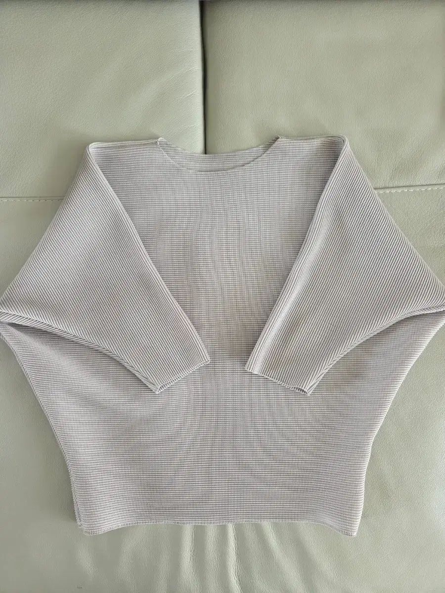 ISSEY MIYAKE イッセイミヤケ 宮 ドルマンスストレッチ トップス