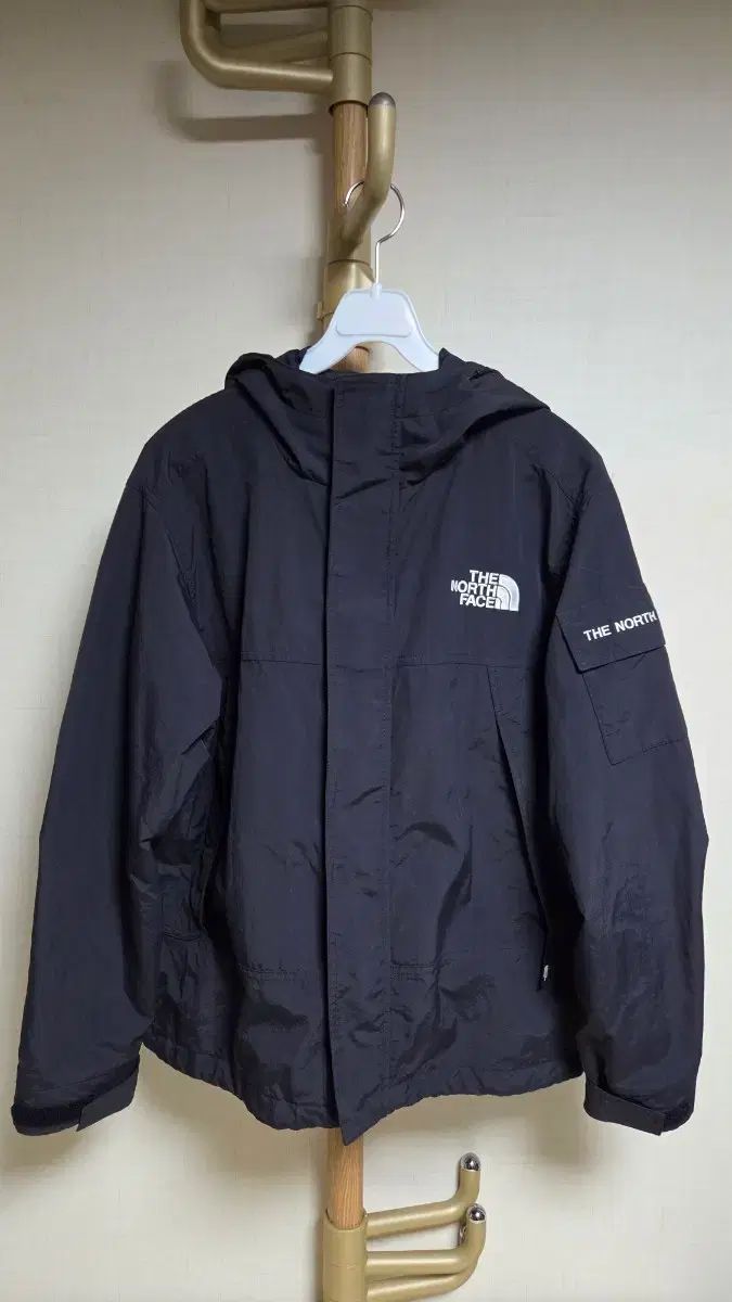 THE NORTH FACE ザノースフェイス ブラック ウィンドブレーカー WHO ジャケット