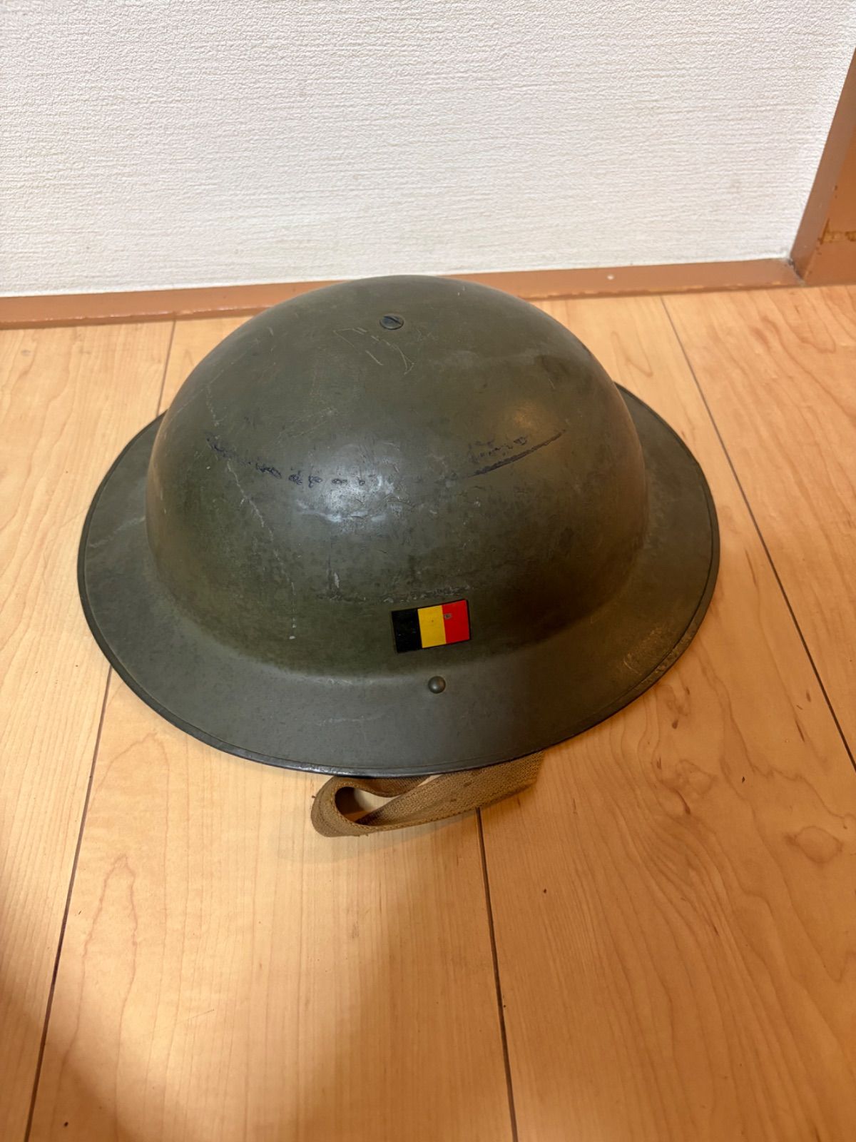 ヴィンテージ ヘルメット ベルギー風 レトロ ミリタリー風 コレクション 現状品