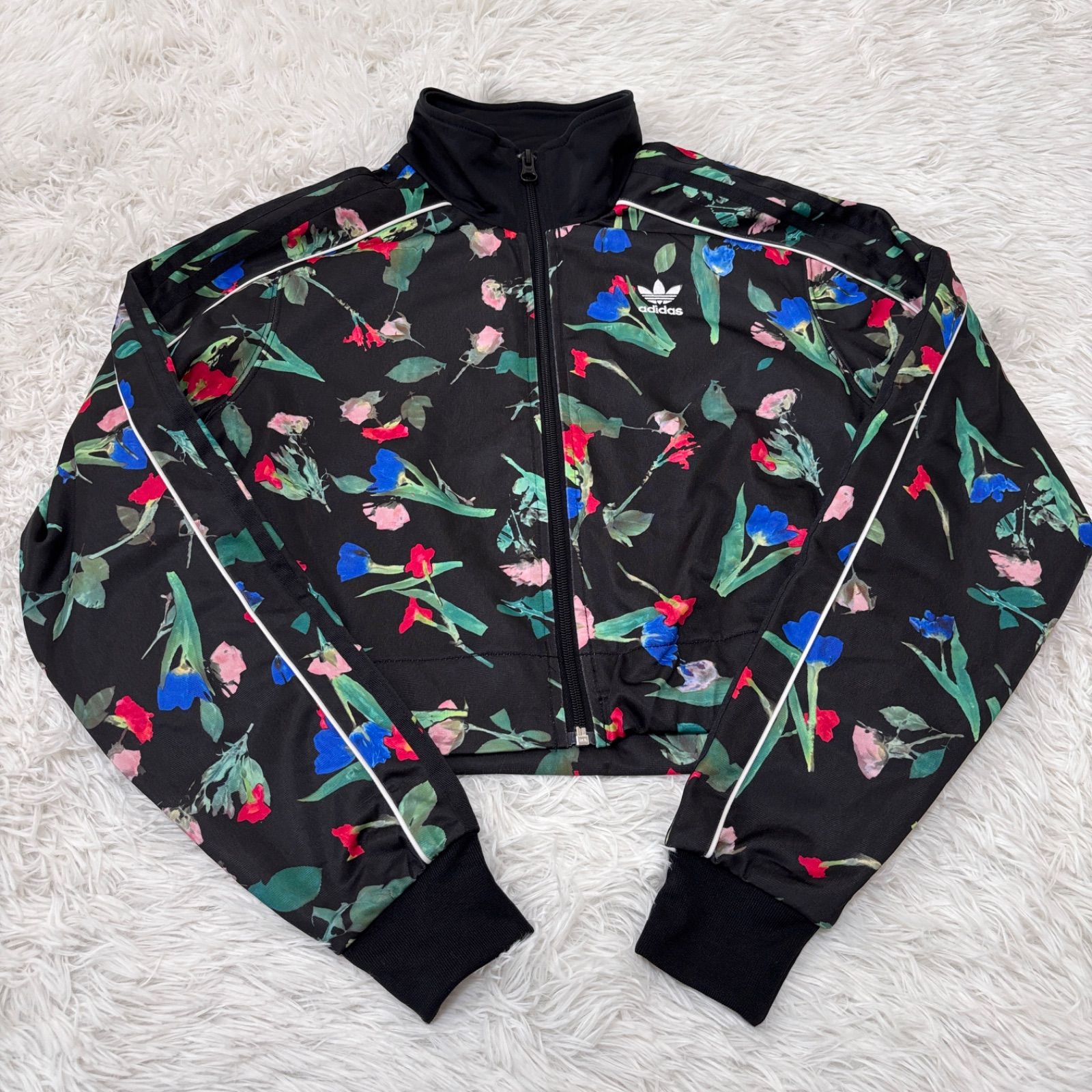 古着 adidas アディダス トラックジャケット 短丈 ブラック ボタニカル 261-1122