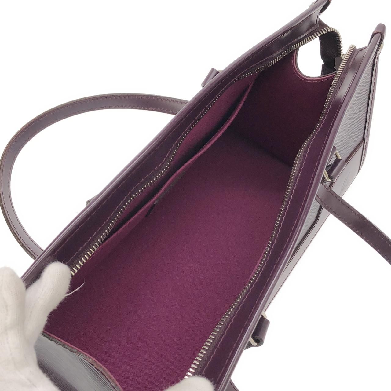 Louis Vuitton エピ マドレーヌカシスPMショルダー
