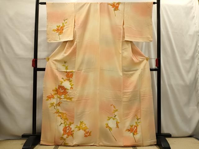 平和屋着物●訪問着　駒刺繍　舞花文　金彩　正絹　逸品　AABF3581ck 平和屋着物□訪問着 駒刺繍 草花文 正絹 逸品 AABI4164sx - メルカリ