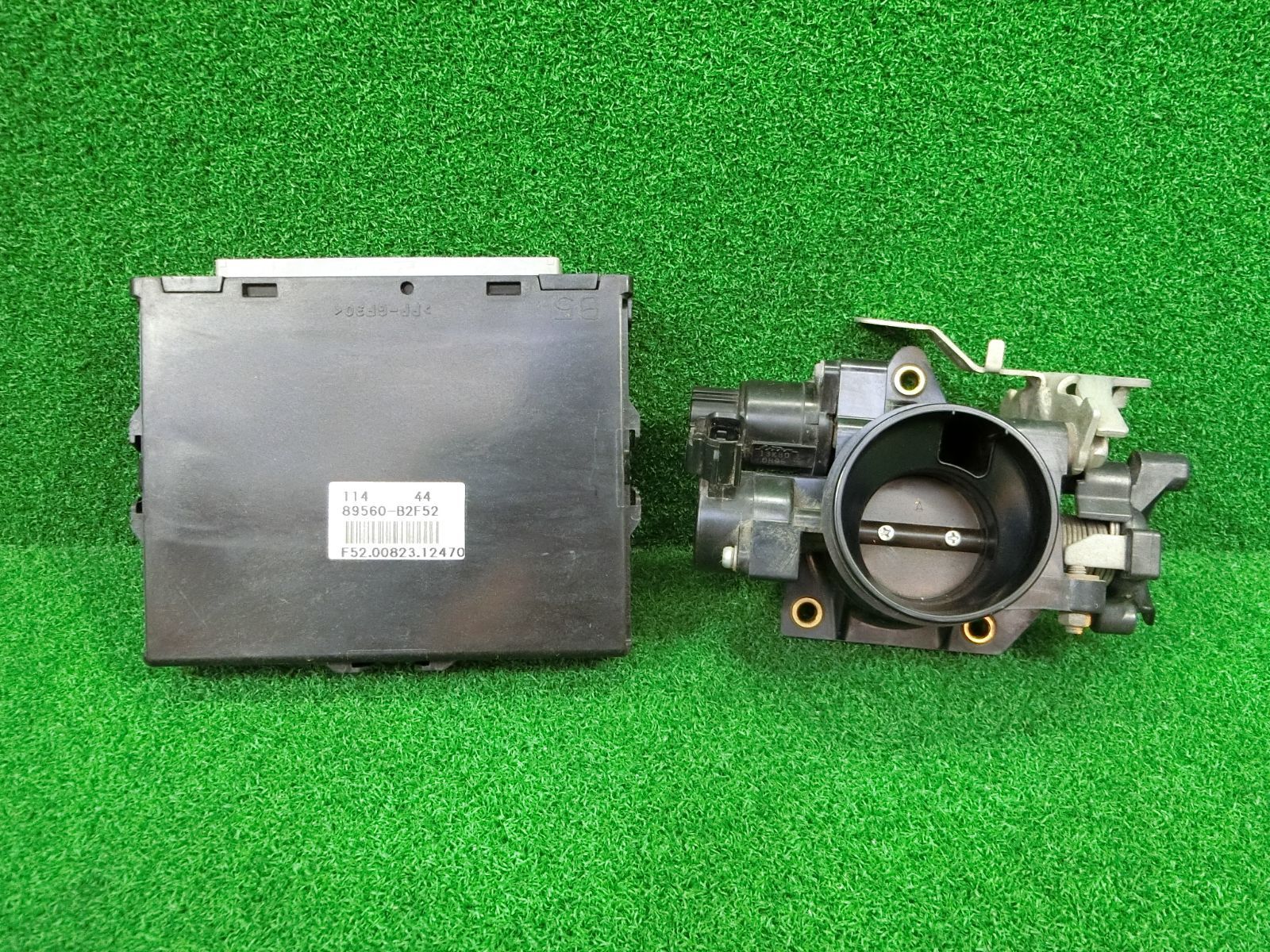 [15586] 送料無料 ダイハツ ミラ L275V スロットルボディ エンジンコンピューター 89560-B2F52
