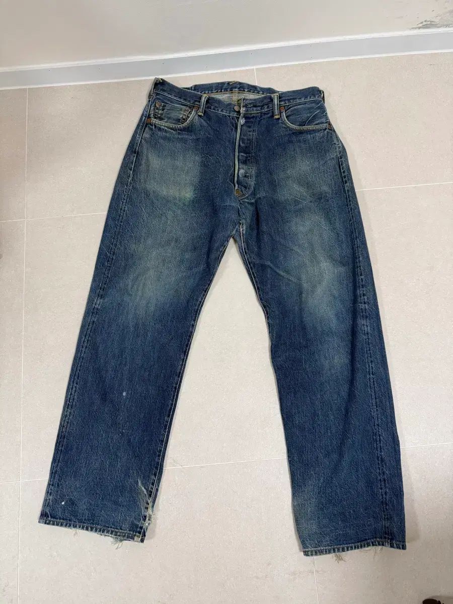 EVISU エヴィス バックロゴ デニムパンツ