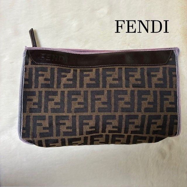 フェンディ FENDI ズッカ FFモノグラム キャンバスレザー クラッチ
