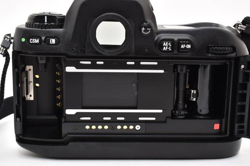 光学美品 Nikon ニコン F100 ボディのみ 電池ホルダー無し フィルム